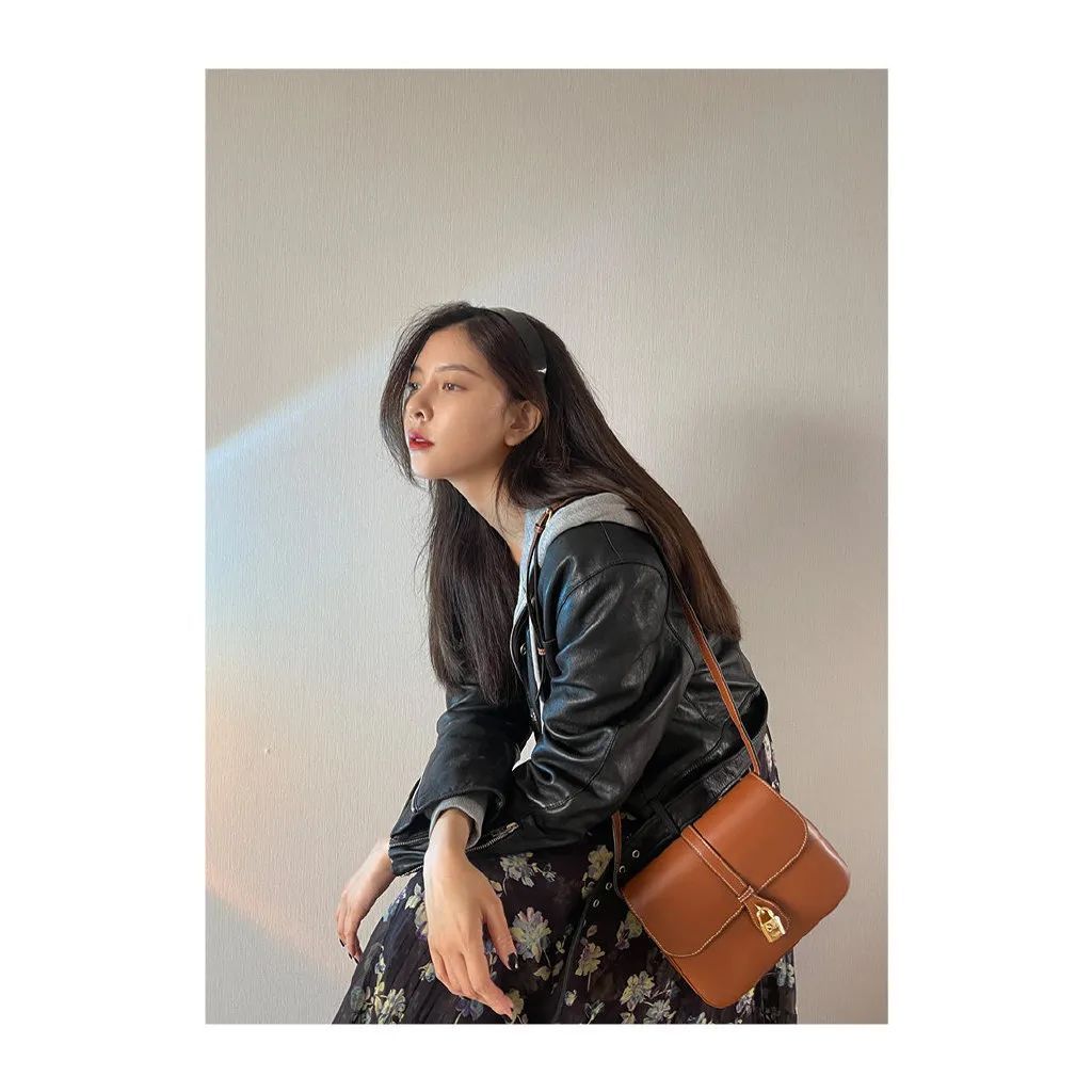 m 剪了短发的娜比，背啥我买啥