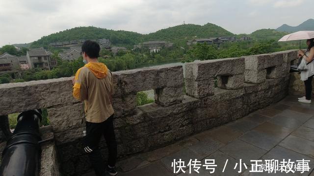 城墙|明朝屯兵而建的青岩古镇，贵阳南大门的古代要塞，登上城墙看风景