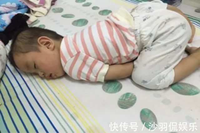 积食|孩子积食的信号你知道几个家长早知道好心里有底,遇上时不慌乱