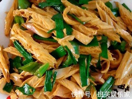 泡腐竹|腐竹被称为“浓缩后的豆浆”，正确挑选腐竹和泡发的方式教给你