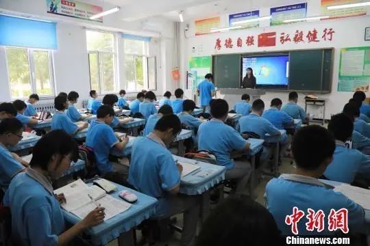 干预|八成青少年儿童存在不良姿态问题！怎么办？