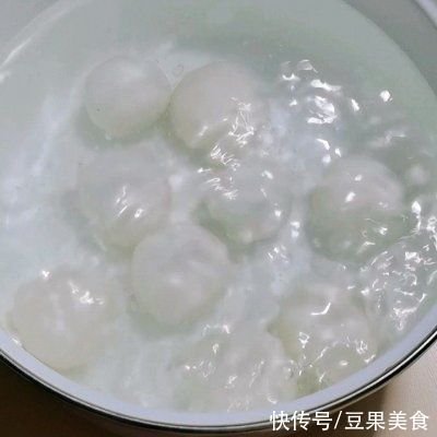 做不破皮不浑汤的汤圆时，记住这几招，绝对美味