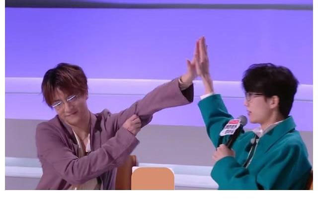 我型我秀|活久见！许嵩竟然参加综艺了？和薛之谦一起当选秀节目的导师？