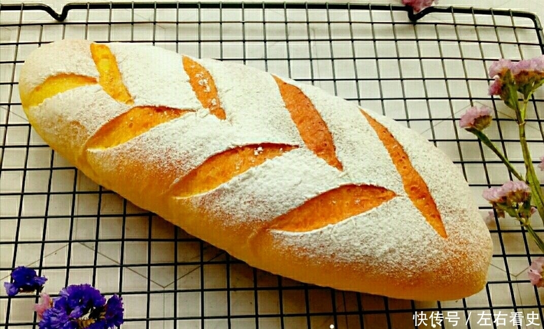 #带着零食去旅行!#波兰种——南瓜芝士包