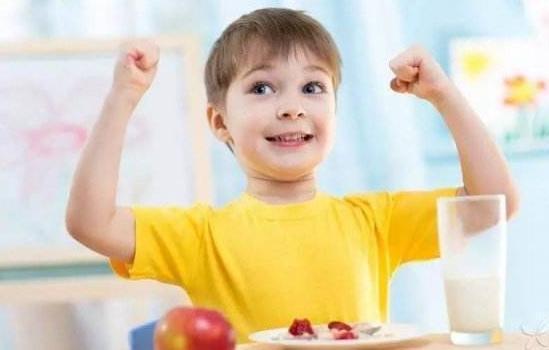 王女士|提个醒有几种“牛奶”没啥营养不说,还可能悄悄偷走孩子的身高