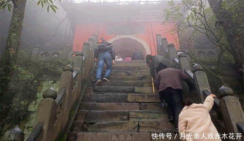 改动|武当山上的“夺命”香炉,百年来殉命者不计其数,如今稍有改动