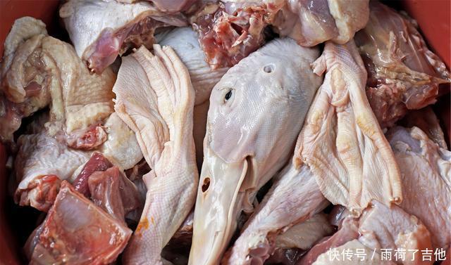 做法|湘菜名菜姜辣土匪鸭的做法，香辣过瘾，美味可口，一盘根本不够吃