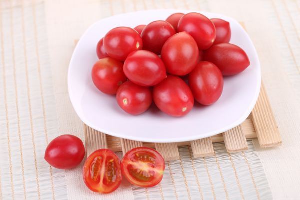 孕吐|在孕阶段,孕妈别吝啬常食用3类水果,能缓解孕吐,有益宝宝皮肤