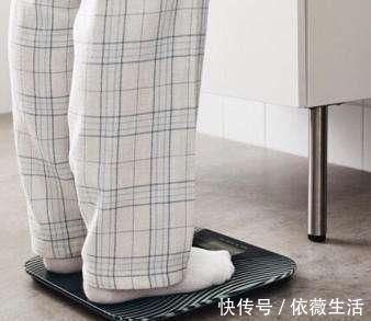 体重|怎么称体重最准确?营养师:用4种办法称,其实都不是真实体重