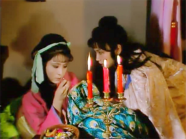 红楼梦@红楼梦秦雯最后送给贾宝玉的指甲,暴露了她在贾府的真实状态