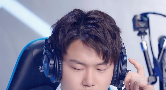 老林微博破防,qg队内有"内鬼",自己被分裂剑豪想上位