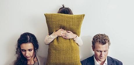 成人|10岁女孩穿'性感衣服',背后隐藏的是'性教育'缺失,引人思考