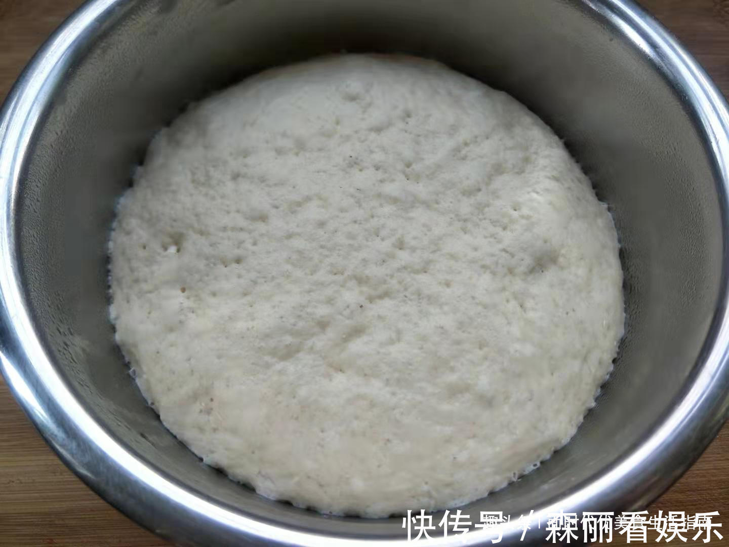 外面30一个的披萨，自己在家做成本只需几块钱，又软又香又划算