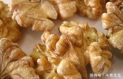 开宝本草|吃核桃对脑子好,但切忌与一物同食,没营养不说还会生病