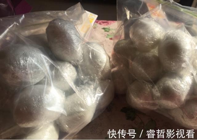 包裹|自制咸鸭蛋想要好吃，偷偷加一点它，蛋黄个个起沙流大油