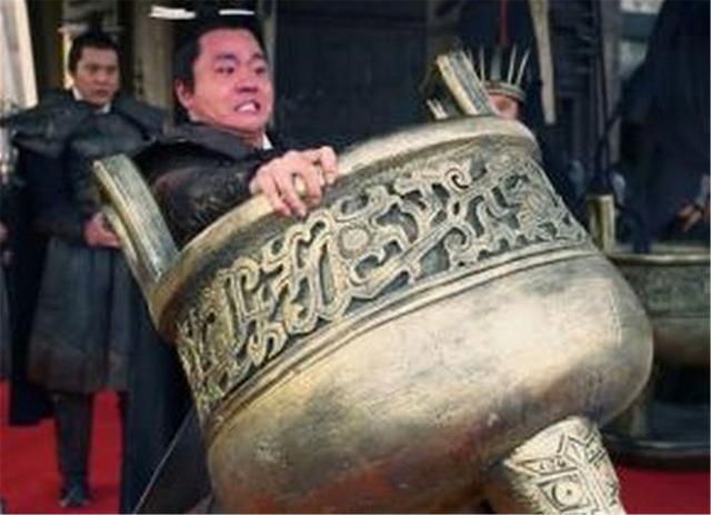 名将|古代名将真的都是力大如牛,用上百斤的兵器吗到底有多大重量呢