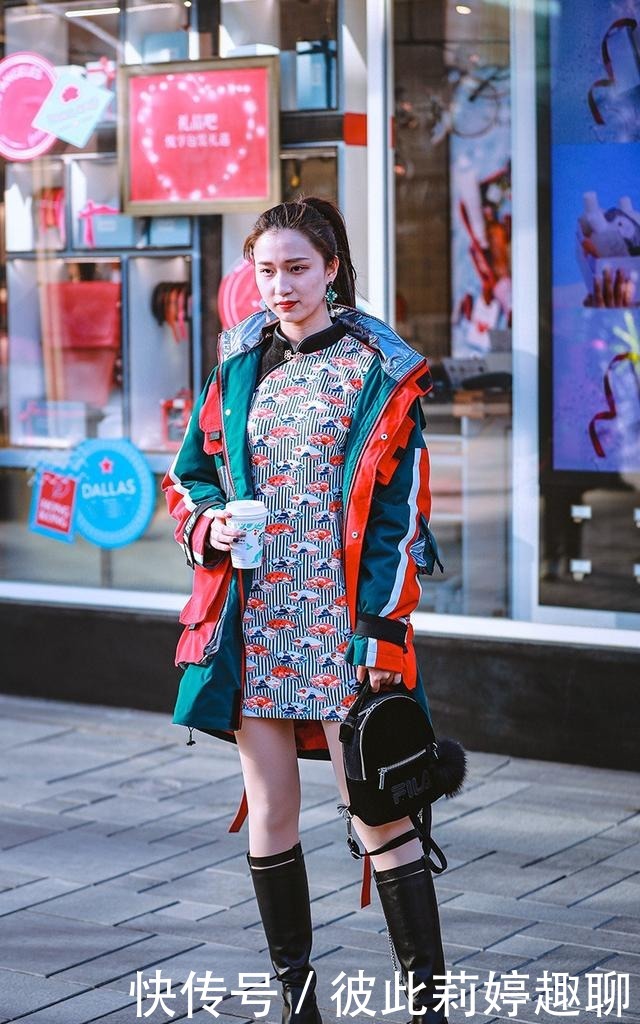 提升|街拍:不断提升自己对时尚的领悟,那么你也会获得属于自己的进步