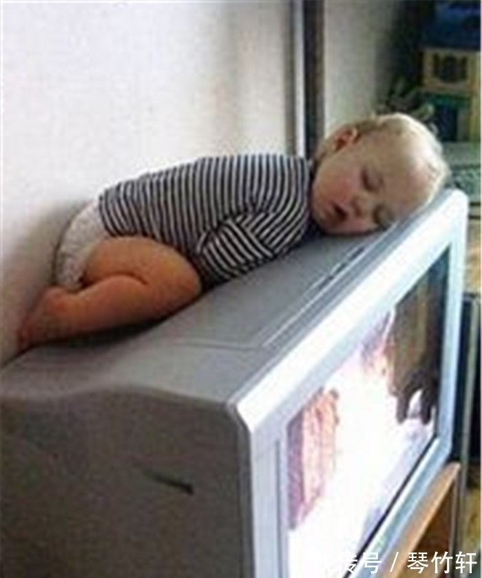 盘点|盘点宝宝们的奇葩睡姿,个个经典,我最服第5个宝宝!
