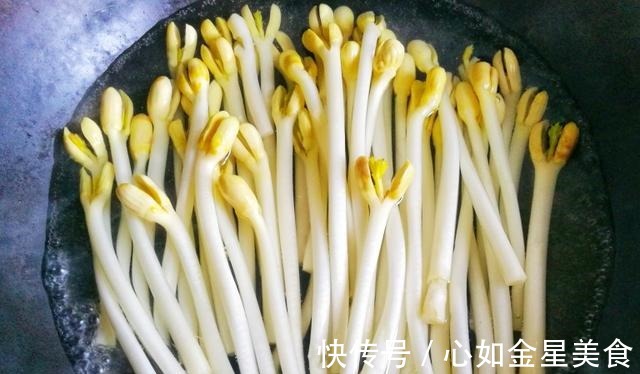 煸炒|八月，吃猪肉牛肉不如它，腊香味十足，营养搭配，10分钟端上桌！