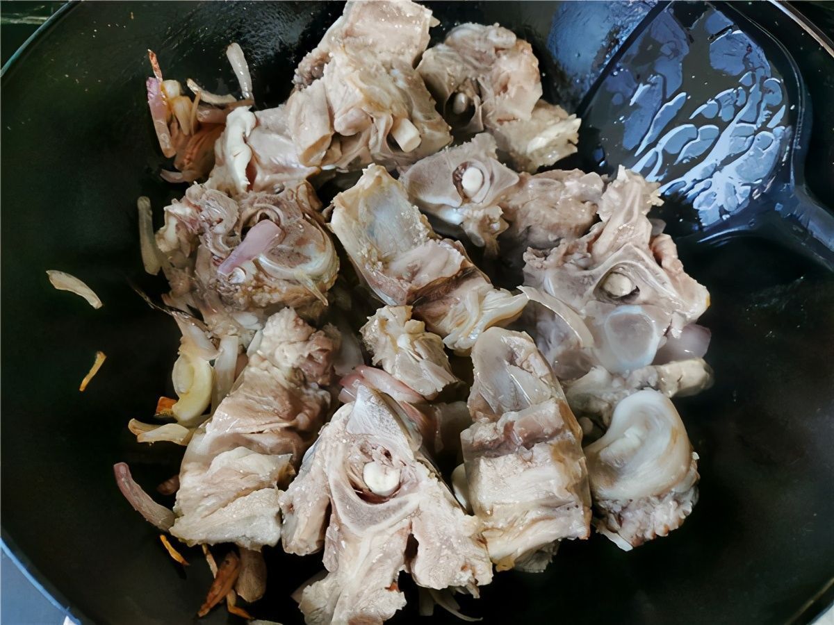 牛骨|不管炖什么肉,最忌讳这“2种料”,等同于在毁肉,很多人都不懂