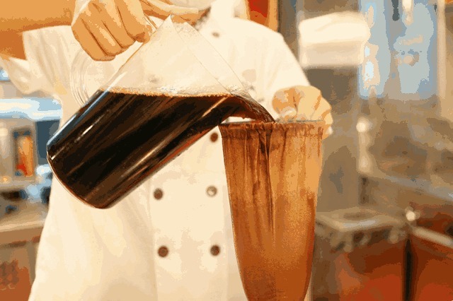 碗仔翅|这些诞生自街头的香港美食,才是这座城市最真实的灵魂