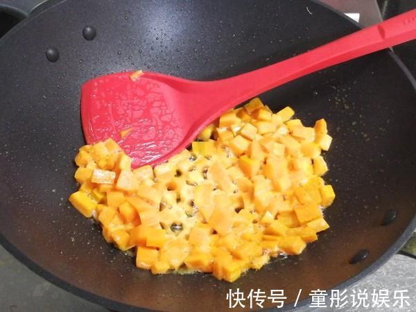 这菜一年四季都不贵，维C是苹果4倍，我看见从不还价，全家爱吃