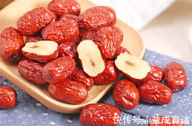 补气养血|105岁老人的长寿“法宝”,每天早餐食用3颗它,补气血抗衰老