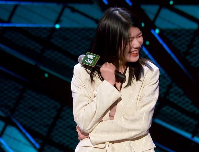 郭德纲|《脱口秀大会4》总决赛,杨笠学聪明了,不讲男人改讲自己弟弟