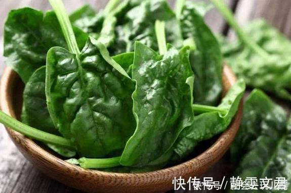 年纪|年纪大了骨质疏松,4种食物每天吃一点,强筋骨比钙片还有效