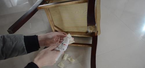 你家有破洞不用的橡胶手套吗 这个用途太厉害了, 越早知道越好