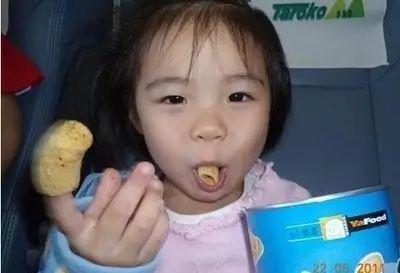 食物|儿科医生拉进“黑名单”的3种食物,孩子吃了个矮发育慢,赶紧改