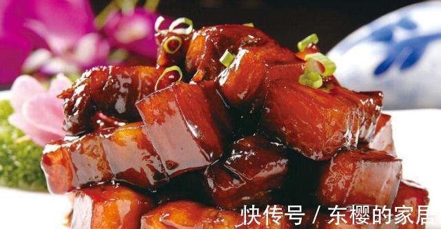 冒大泡|制作红烧肉,别再焯水了,用这种方法,红烧肉红润透亮,肥而不腻