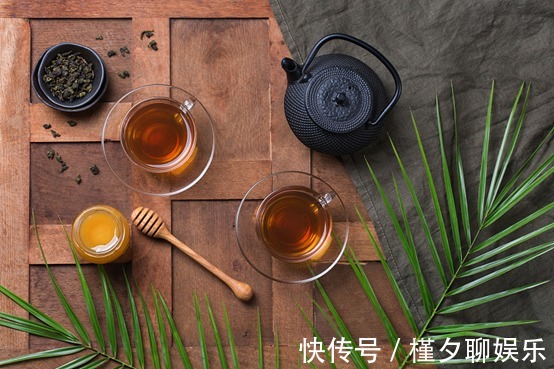 肠胃|胃不好别大意，营养师5种食物别碰，多喝1水，胃病慢慢好转