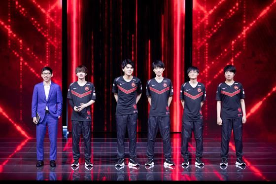 战队|Doinb谈NEST大赛：NEST是很多选手的“最后一战”