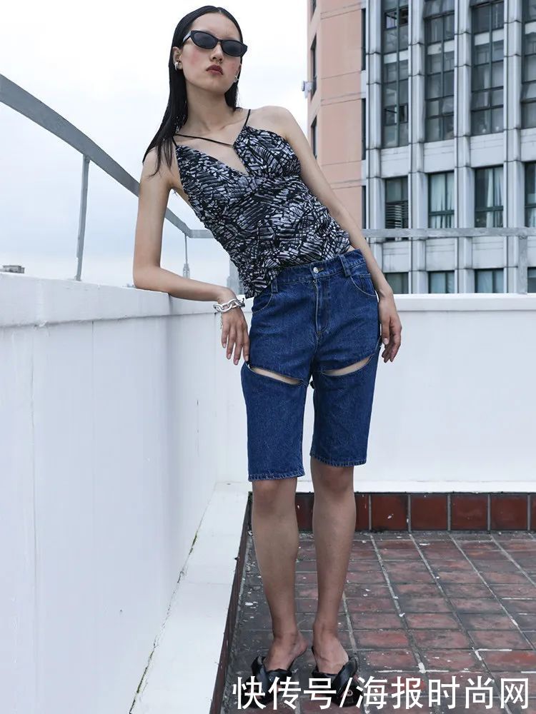 小裙子穿腻了？也许你的衣橱还差一条“百慕大短裤”