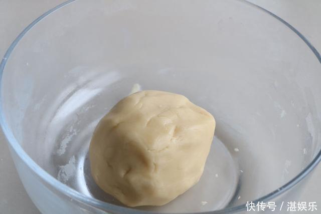 小猪曲奇饼干做法,春节待客小零食,做法简单成本不到5块钱