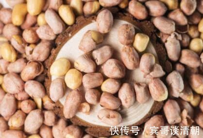 出血性疾病|专家女性“子宫肌瘤”，禁止吃的4种“垃圾”，危害身体健康！