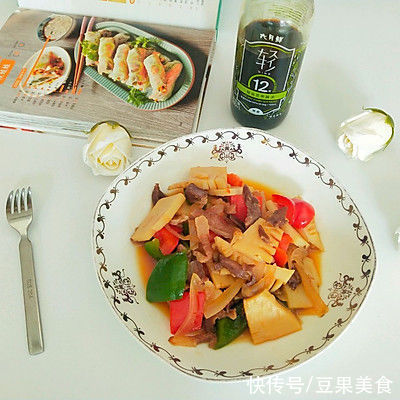 昆布|每次做这道腊肉炒冬笋，隔壁小孩都会来敲门