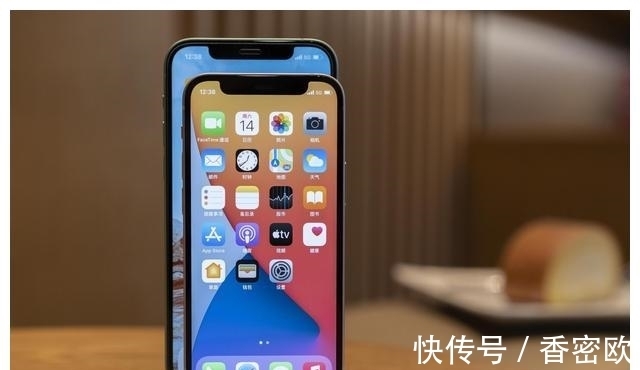 系统|法国总统紧急更换手机，苹果手机再度中招，你还敢用iPhone