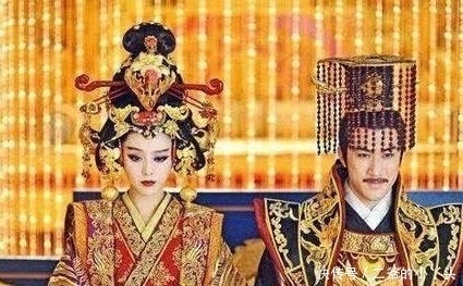 日后|袁天罡为一酒鬼算命，说他日后必做大官，走后袁天罡直叹可惜