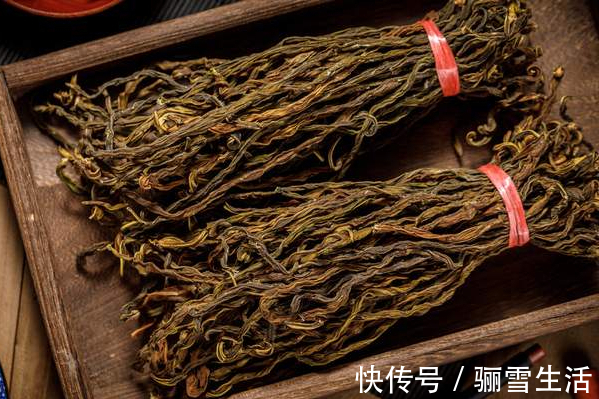 炖肉|豆角吃不完，教你晒一晒保存起来，放一年都不坏，炖肉吃太下饭了