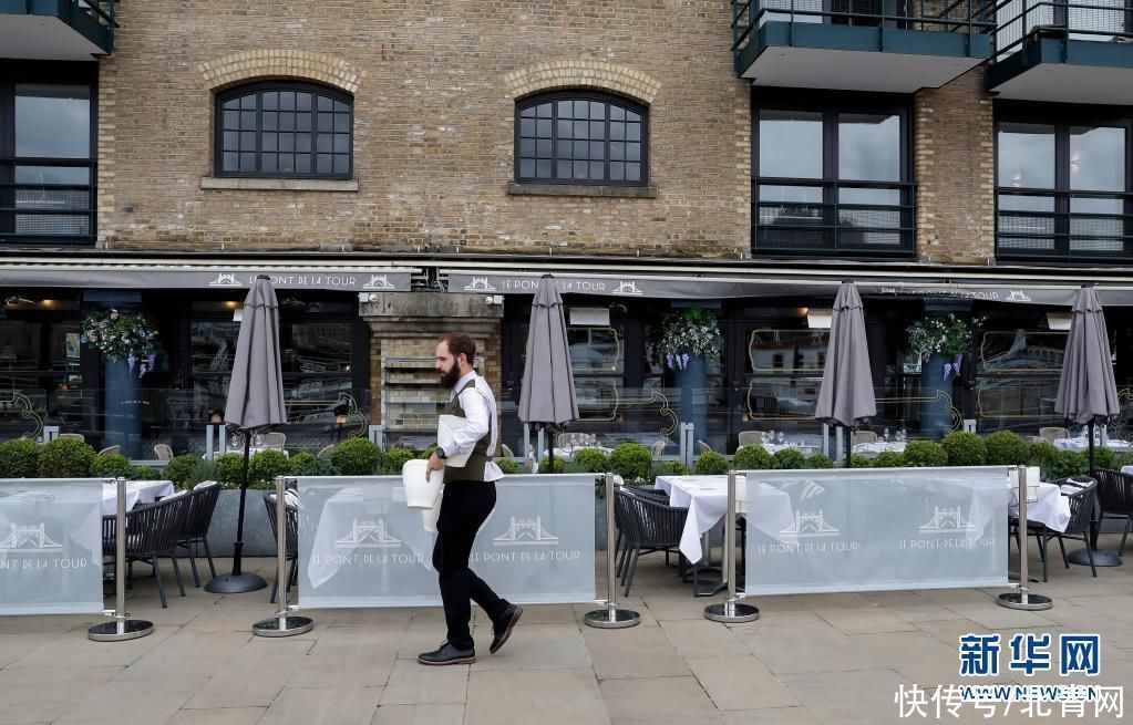 新冠|英国单日新增新冠确诊病例32700例