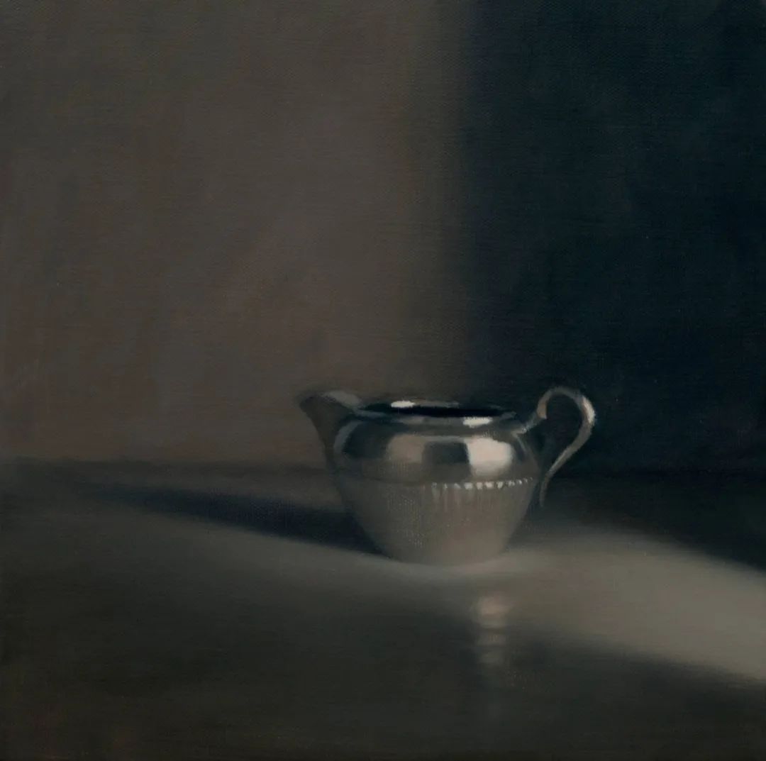 孤独感#柔和的光影和质感,她的静物画散发着一种孤独感!