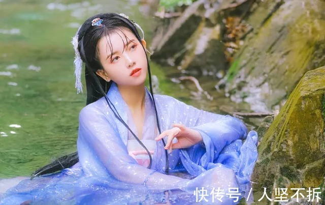 云玖&宠文,小粉团窝在皇上怀里睡觉,被皇后吵醒,帝王发飙怒吼废后