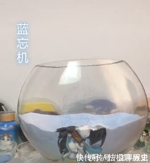 美术生|美术生沙画萌版蓝忘机,玻璃瓶作画被吐槽,看到成品:灵魂画师