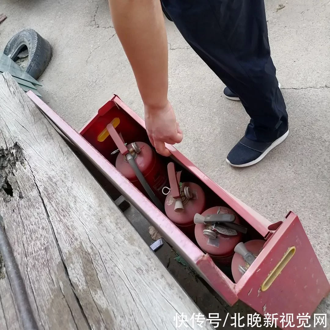 北京一家涉爆粉尘家具生产企业存在严重事故隐患被叫停