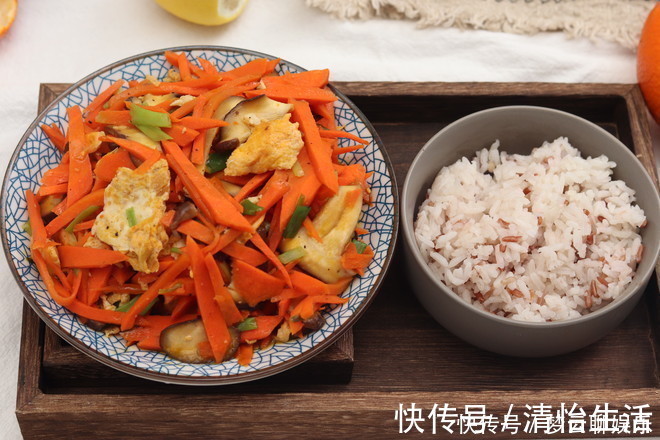 清肠排毒|鸡蛋和它是绝配，隔三差五吃一次，孩子更聪明，女人常吃气色好