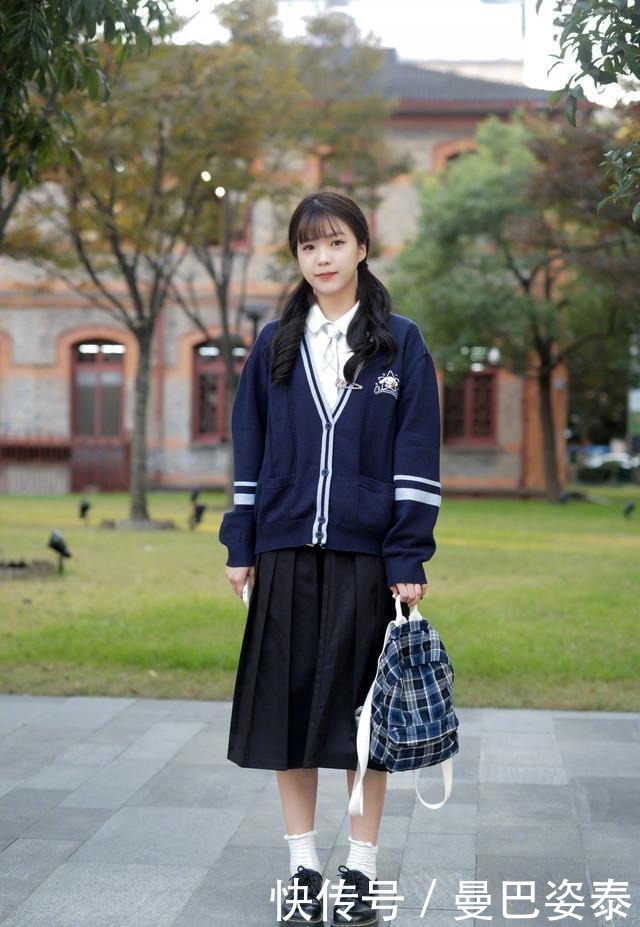 白鞋|小白鞋失宠了,今年冬天流行这双鞋子,显高不累脚,很适合小个子