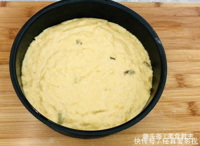 蛋糕|教你做玉米面发糕,用筷子拌一拌,上锅蒸一蒸,比蛋糕还要好吃