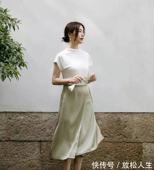 棕色系 小个子女生想穿得清爽又时髦建议学会这几种“色彩搭配术”!